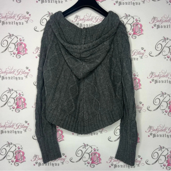 Only Pom Pom sweater knitted grey with fluff balls tie ups button up adorable - Picture 3 of 7